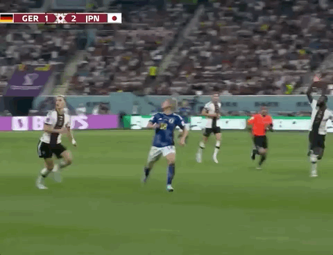 Animated Gif showing: World Cup 2022 - Germany vs Japan 1-2: Takuma Asano's Goal