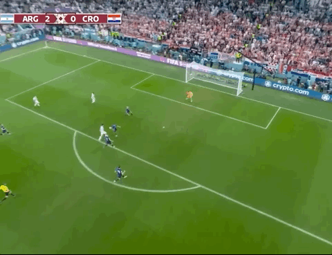 Animated Gif showing: World Cup 2022 - Argentina vs Croatia 3-0: Breel Embolo's First Goal