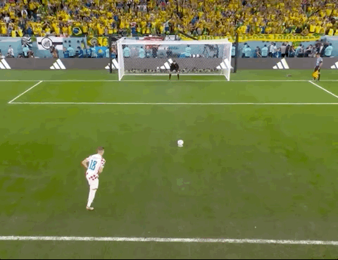 Animated Gif showing: World Cup 2022 - Croatia vs Brazil 1-1 (4-2): The Two Last Penalties