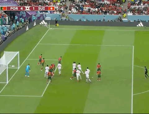 Animated Gif showing: World Cup 2022 - Portugal vs Switzerland 6-1: Manuel Akanji's Goal