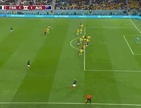 Animated Gif showing: World Cup 2022 - France vs Australia 4-1: Adrien Rabiot's Goal