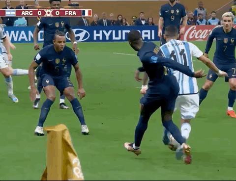 Animated Gif showing: World Cup 2022 - Argentina vs France 3-3 (4-2): Lionel Messi's Penalty First Goal