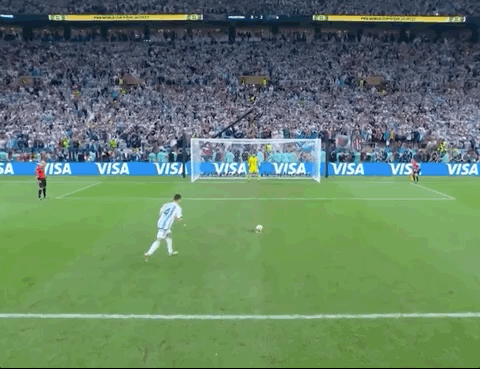 Animated Gif showing: World Cup 2022 - Argentina vs France 3-3 (4-2): Penalties - Gonzalo Montiel's World Cup Winning Goal