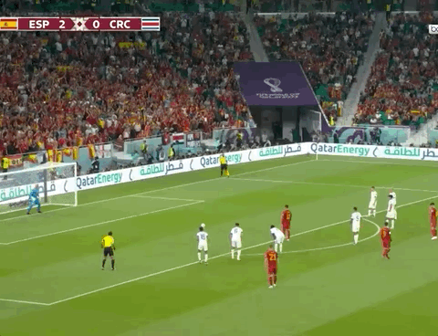 Animated Gif showing: World Cup 2022 - Spain vs Costa Rica 7-0: Ferran Torres's Penalty Goal